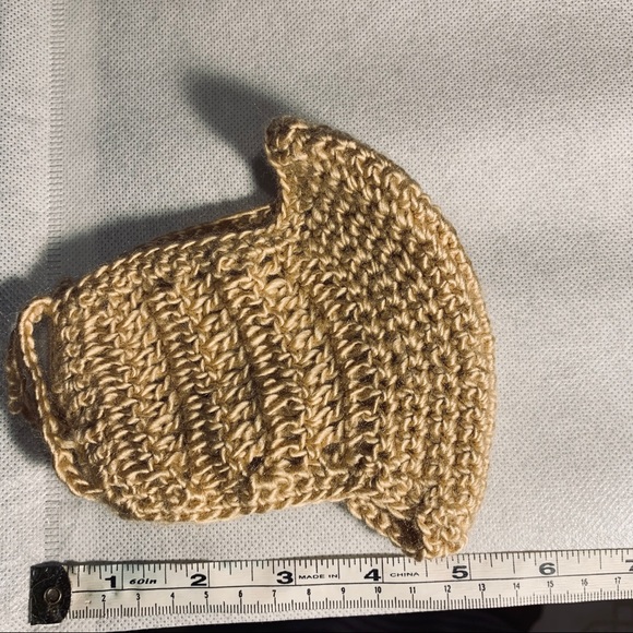 🆕Handmade/Homemade Tan/Cream Crotchet Face Mask - Picture 11 of 16